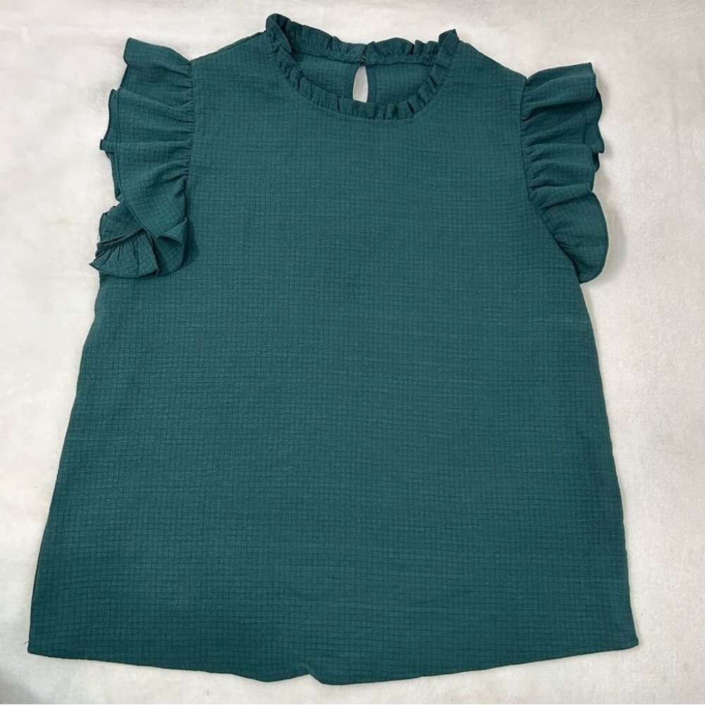Green Ruffle Shoulder Business Work Blouse Top
Shein • size L • preowned